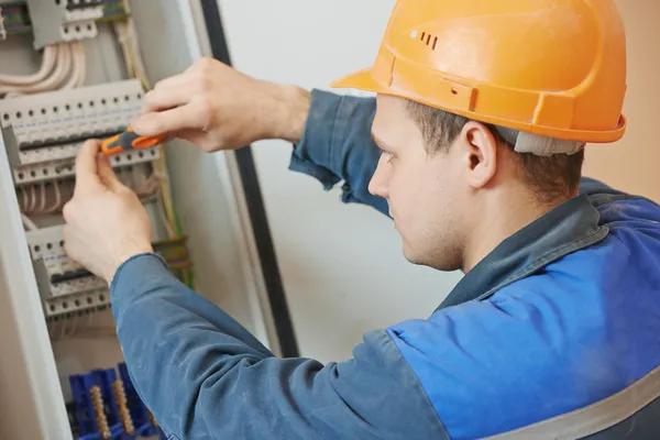 Fuquay Varina Electrician Services That Prioritize Safety and Efficiency